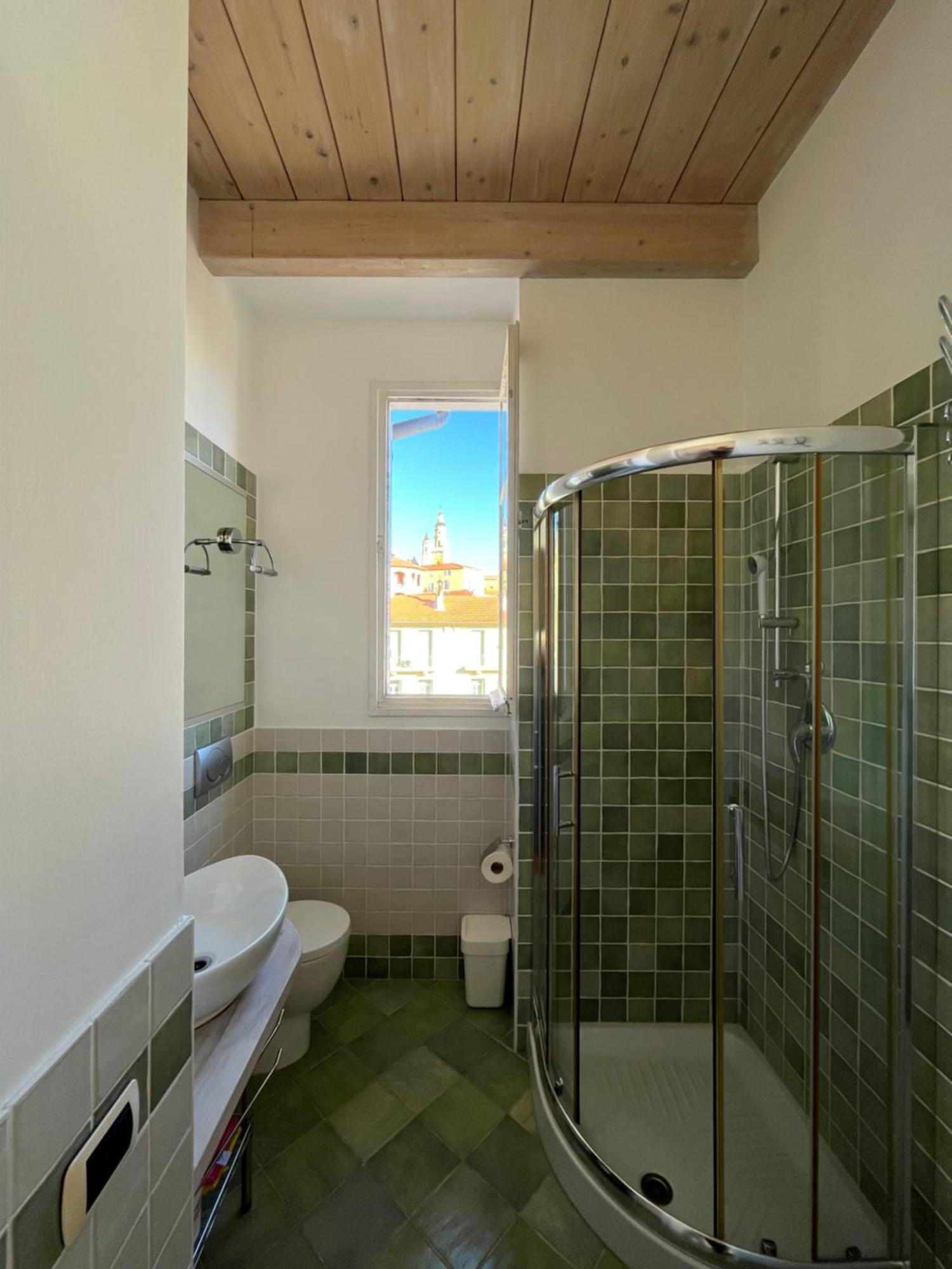 Maison Re- Splendido Appartamento Centro Mentone 외부 사진